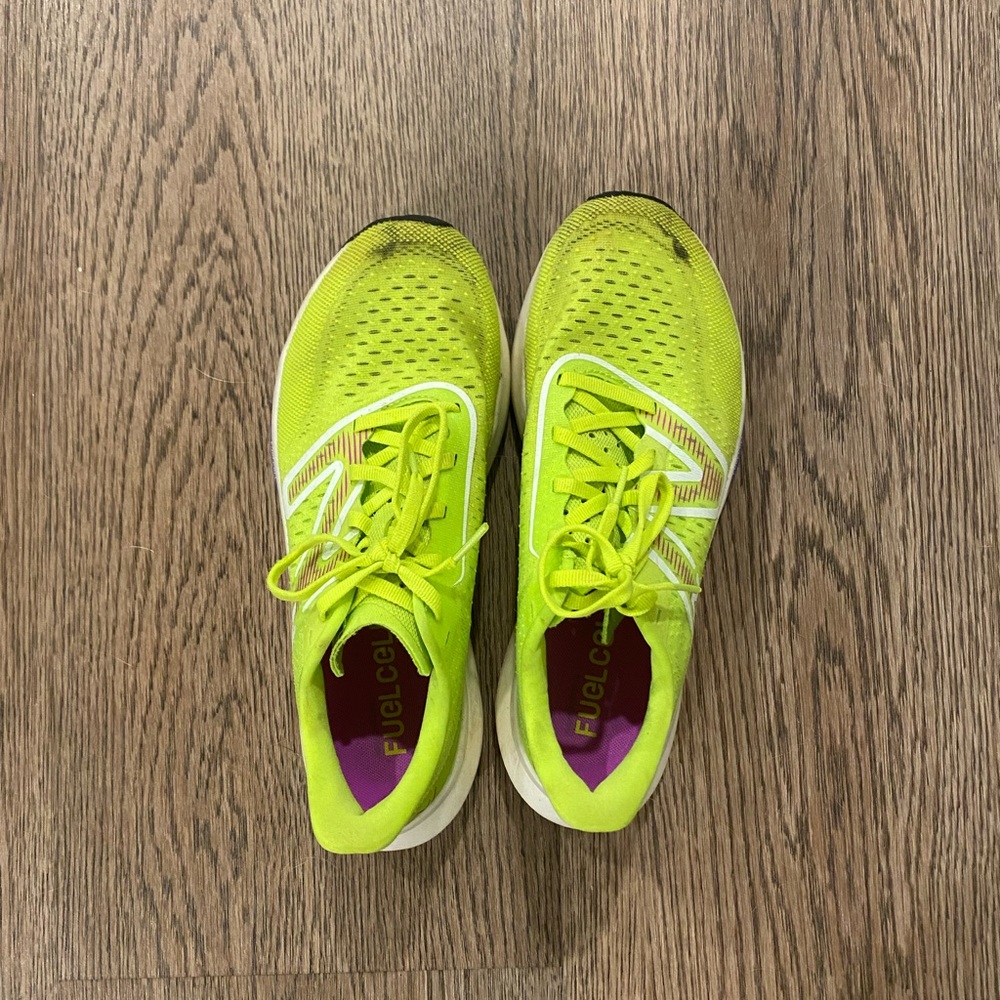 New Balance Fuelcell Rebel v3